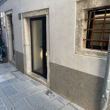 C Apartament